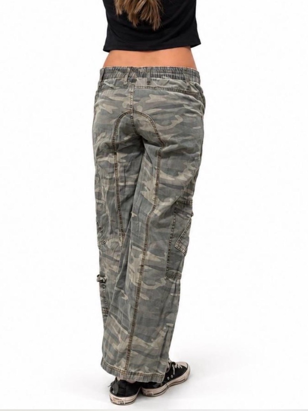 Forever 21  Camouflage Relaxed Cargo Pants